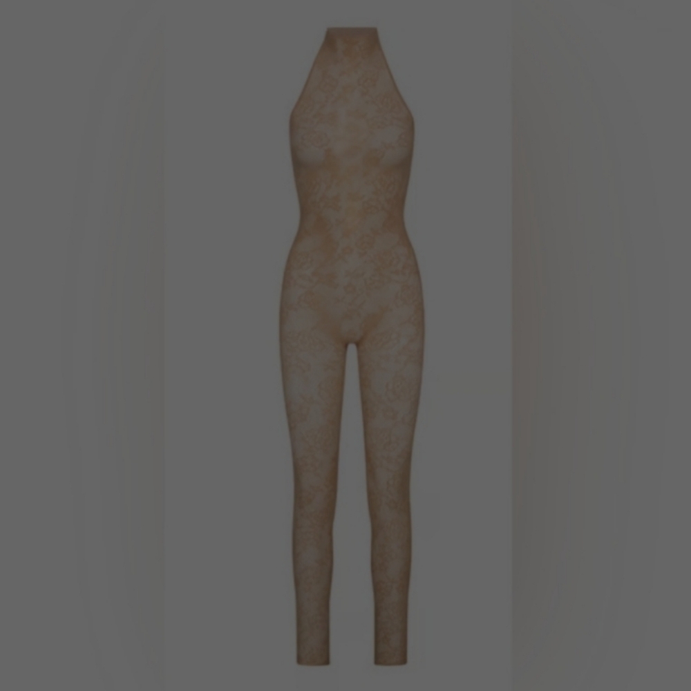 NWT SKIMS Lace Body Suit